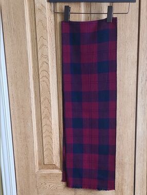 Plaid Wool-Blend Scarf in Burgundy & Navy